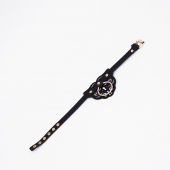 Черный чокер с клепками и золотистой фурнитурой - Crazy Handmade - купить с доставкой в Комсомольске-на-Амуре Черный чокер с клепками и золотистой фурнитурой - Crazy Handmade - купить с доставкой в Комсомольске-на-Амуре