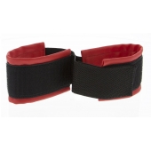 Полиуретановые манжеты для фиксации рук вместе Bound Together Wrist Restraints - Blush Novelties - купить с доставкой в Комсомольске-на-Амуре