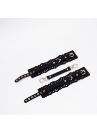 Черный кожаные оковы с узорами и золотистой фурнитурой - Crazy Handmade - купить с доставкой в Комсомольске-на-Амуре