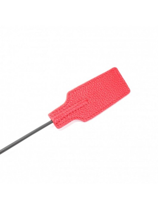 Красный кожаный стек с прямоугольным шлепком - 68 см. - БДСМ Арсенал - купить с доставкой в Комсомольске-на-Амуре