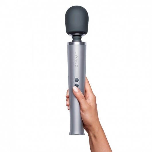 Серебристый массажёр-жезл le Wand с 20 режимами вибрации - Le Wand